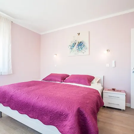 With A Parking Space - 17355 Apartment *