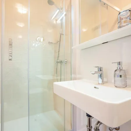 With Parking Space - 17355 Appartamento Zara