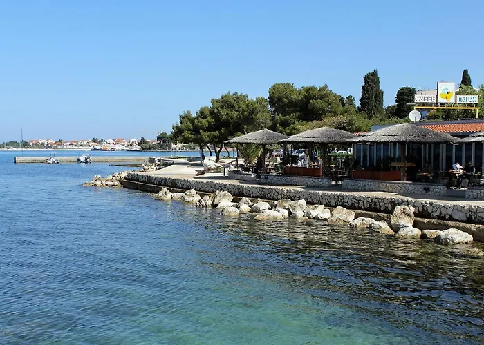 With Parking Space - 17355 Apartamento Zadar