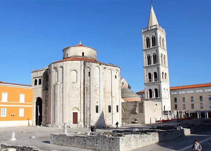 With Parking Space - 17355 Apartamento Zadar